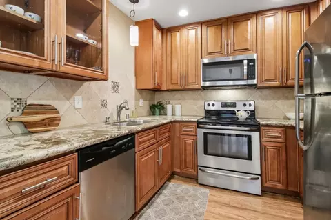 Kitchen - 1117 Sutherland Ln 2, Capitola, CA 95010 photo 1 of 2