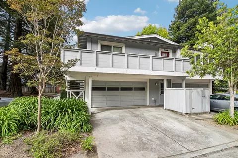 Exterior - 1117 Sutherland Ln 2, Capitola, CA 95010 photo 6 of 7
