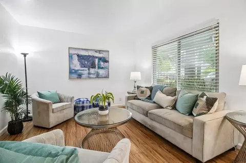 Living - 1117 Sutherland Ln 2, Capitola, CA 95010 photo 2 of 4