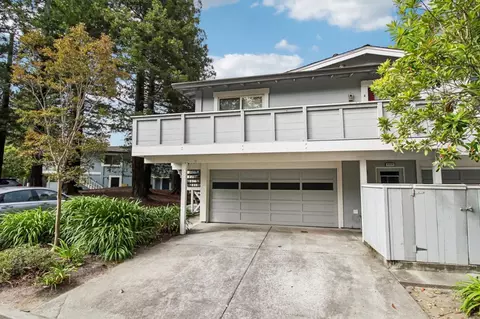 Exterior - 1117 Sutherland Ln 2, Capitola, CA 95010 photo 5 of 7