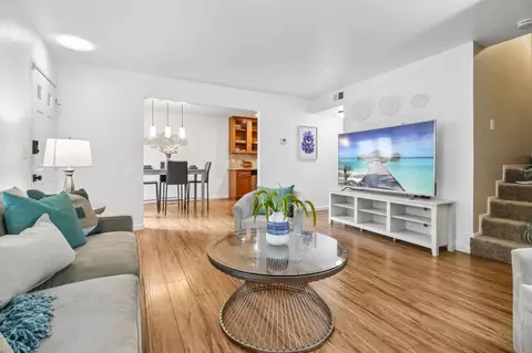 Living - 1117 Sutherland Ln 2, Capitola, CA 95010 photo 4 of 4