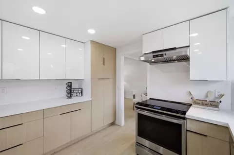Kitchen - 587 Chardonnay Dr, Fremont, CA 94539 photo 2 of 5
