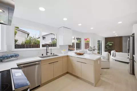 Kitchen - 587 Chardonnay Dr, Fremont, CA 94539 photo 1 of 5