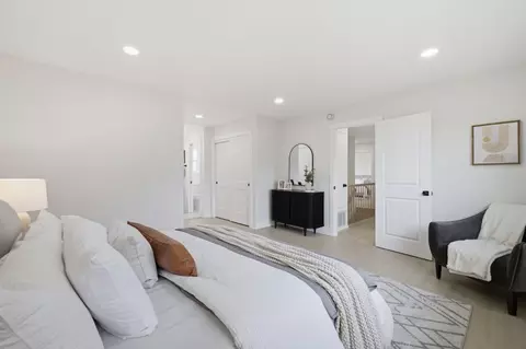 Bedroom - 587 Chardonnay Dr, Fremont, CA 94539 photo 2 of 4