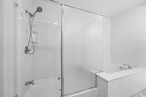 Bath - 600 S Abel St 505, Milpitas, CA 95035 photo 2 of 3