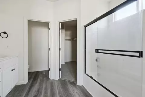 Entry Way - 2965 Bannon Ln, Merced, CA 95348 photo 6 of 7
