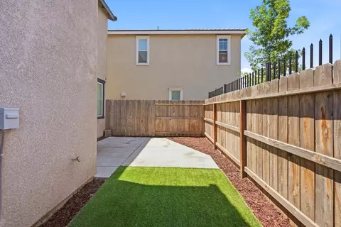 Exterior - 2965 Bannon Ln, Merced, CA 95348 photo 6 of 6