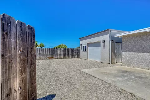Exterior - 2085 Buchanan St, Seaside, CA 93955 photo 5 of 6