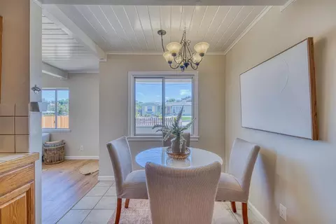 Dining - 2085 Buchanan St, Seaside, CA 93955 photo 2 of 2