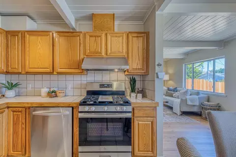 Kitchen - 2085 Buchanan St, Seaside, CA 93955 photo 1 of 2