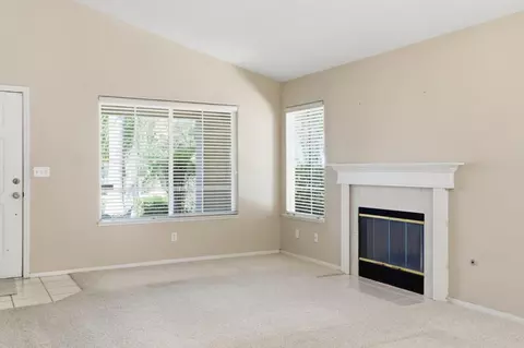 Living - Wimbledon Ct, Modesto, CA 95355 photo 3 of 5