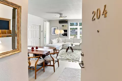 1111 Ocean 204, Santa Cruz, CA 95060