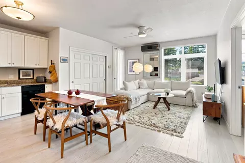 1111 Ocean 204, Santa Cruz, CA 95060