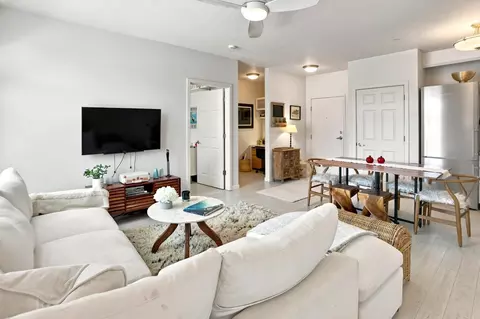 1111 Ocean St 204, Santa Cruz, CA 95060