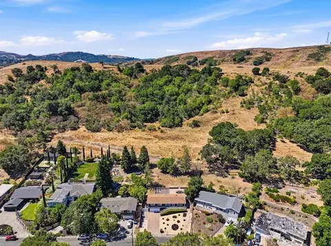 View/Area - 3375 S Lucille Ln, Lafayette, CA 94549 photo 2 of 5