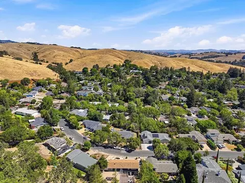 View/Area - 3375 S Lucille Ln, Lafayette, CA 94549 photo 4 of 5