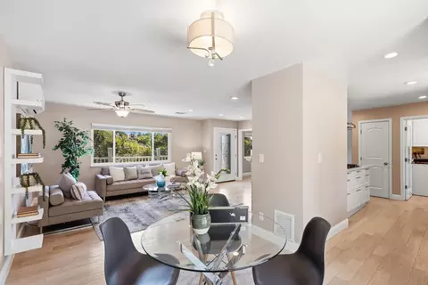 Dining - 3375 S Lucille Ln, Lafayette, CA 94549 photo 2 of 5