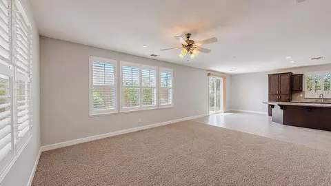Living - 1282 Violet Way, Turlock, CA 95382 photo 4 of 5