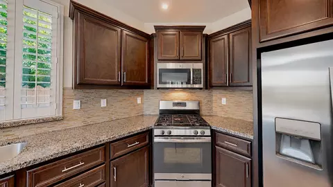 Kitchen - 1282 Violet Way, Turlock, CA 95382 photo 5 of 5
