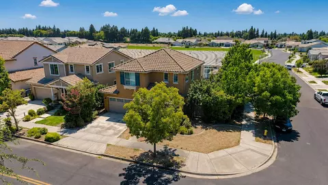 View/Area - 1282 Violet Way, Turlock, CA 95382 photo 1 of 7