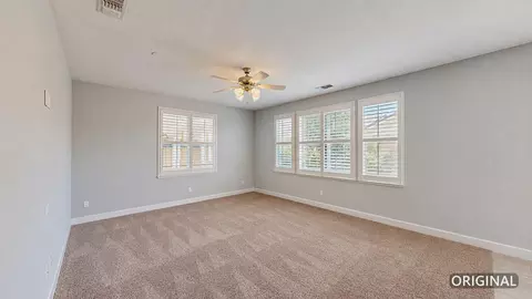 Living - 1282 Violet Way, Turlock, CA 95382 photo 3 of 5