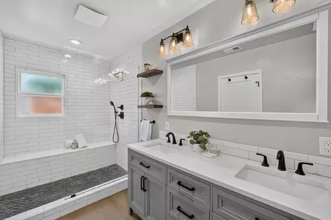 Bath - 236 N 3rd St, Campbell, CA 95008 photo 1 of 3