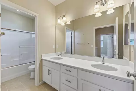 Bath - 691 Elderberry Dr, Milpitas, CA 95035 photo 2 of 3