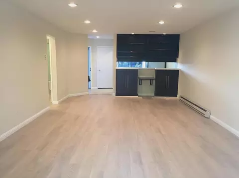 448 Barnegat Ln, Redwood City, CA 94065