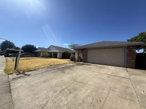 7913 Cottonleaf Way, Sacramento, CA 95828
