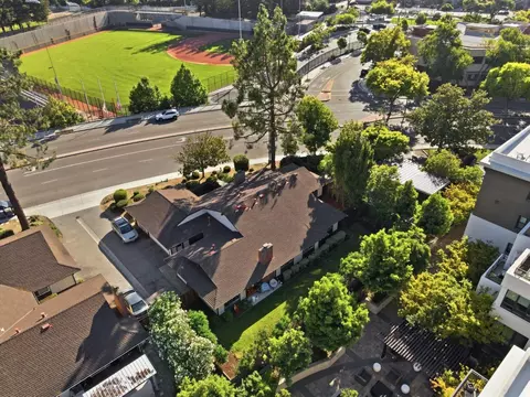 View/Area - 933-935 Miramonte Ave, Mountain View, CA 94040 photo 4 of 10