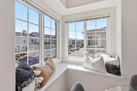 Other - 15 Outlook Cir, Pacifica, CA 94044 photo 3 of 13