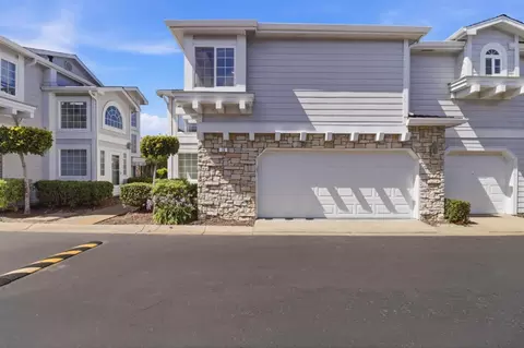 Exterior - 15 Outlook Cir, Pacifica, CA 94044 photo 2 of 10
