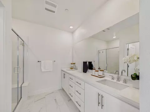 Bath - 37408 Salt Grass Rd, Newark, CA 94560 photo 1 of 4