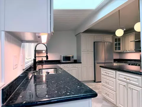 Kitchen - 783 Moraga Rd, Lafayette, CA 94549 photo 3 of 3