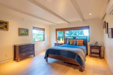 Bedroom - 2385 Bay View Ave, Carmel, CA 93923 photo 2 of 2