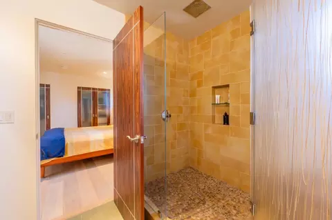 Bath - 2385 Bay View Ave, Carmel, CA 93923 photo 2 of 5