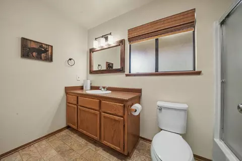 Bath - 2350 Chaparral Dr, Arnold, CA 95223 photo 1 of 3