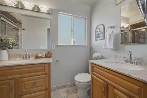 Bath - 502 Coelho St, Milpitas, CA 95035 photo 2 of 6