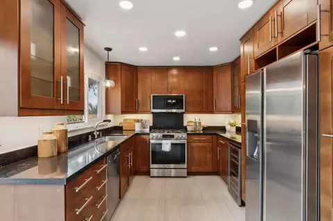 Kitchen - 1184 Crespi Dr, Pacifica, CA 94044 photo 1 of 4