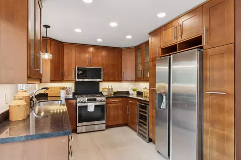 Kitchen - 1184 Crespi Dr, Pacifica, CA 94044 photo 2 of 4