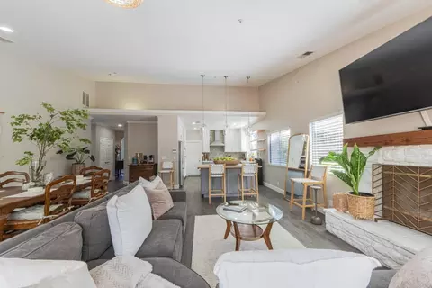 Living - 746 Nacional Ct, Salinas, CA 93901 photo 2 of 2