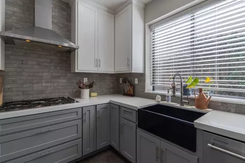 Kitchen - 746 Nacional Ct, Salinas, CA 93901 photo 5 of 7