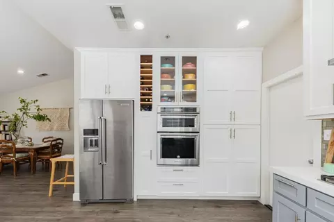 Kitchen - 746 Nacional Ct, Salinas, CA 93901 photo 3 of 7