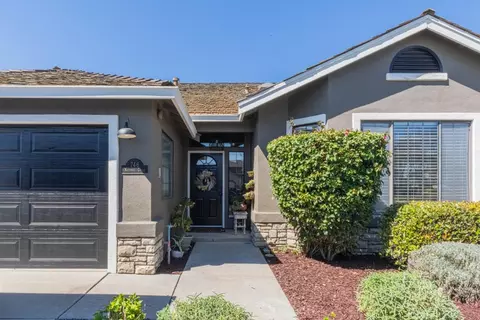 Exterior - 746 Nacional Ct, Salinas, CA 93901 photo 3 of 12