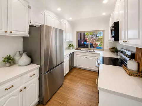 22963 Longdown Rd, Cupertino, CA 95014 photo 2