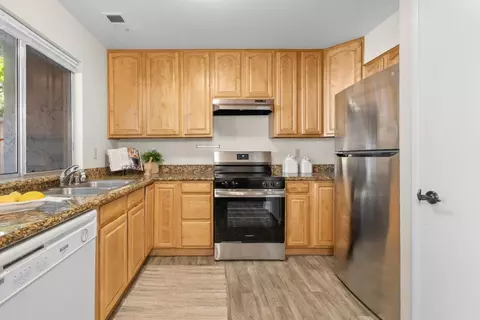 Kitchen - 406 Sailfish Dr, Aptos, CA 95003 photo 2 of 5
