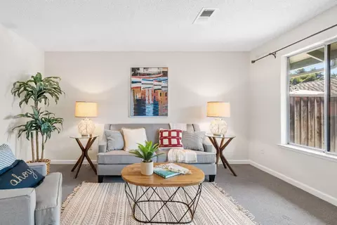 Living - 406 Sailfish Dr, Aptos, CA 95003 photo 3 of 4