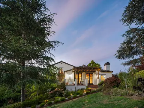 Exterior - 862 Chiltern Rd, Hillsborough, CA 94010 photo 21 of 25