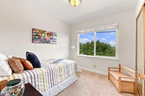 Bedroom - 938 Springfield Dr, Millbrae, CA 94030 photo 3 of 9