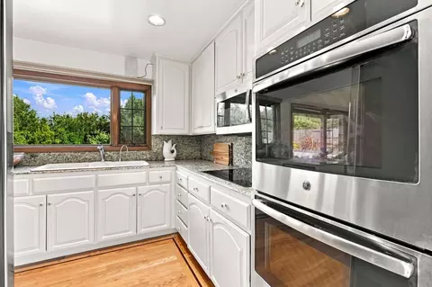 Kitchen - 938 Springfield Dr, Millbrae, CA 94030 photo 3 of 5